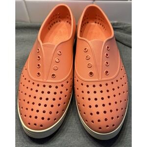 Native Jefferson Shoes Peach Orange Women's Size 10, Men's Size 8